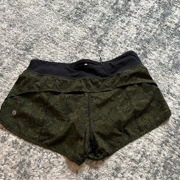Lululemon Speed  Short Mini Pencil Lace Brave Olive Black size 6 - Picture 6 of 7